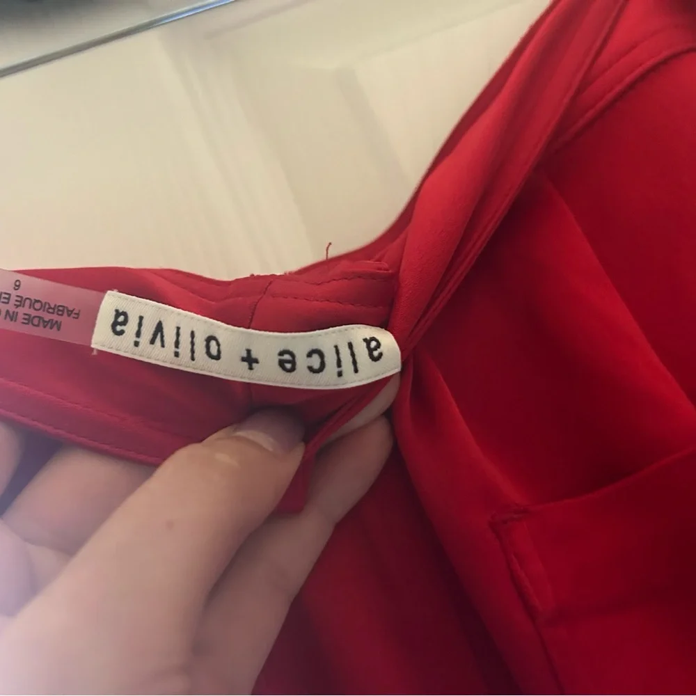 Alice + Olivia Red Cropped Cargo Trousers